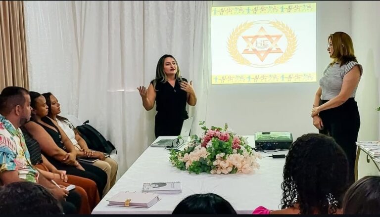 SECRETARIA MUNICIPAL DE ASSISTÊNCIA SOCIAL REALIZA REUNIÃO INTERNA, FOCADA NA CAPACITÃO E NO APRIMORAMENTO DA EQUIPE