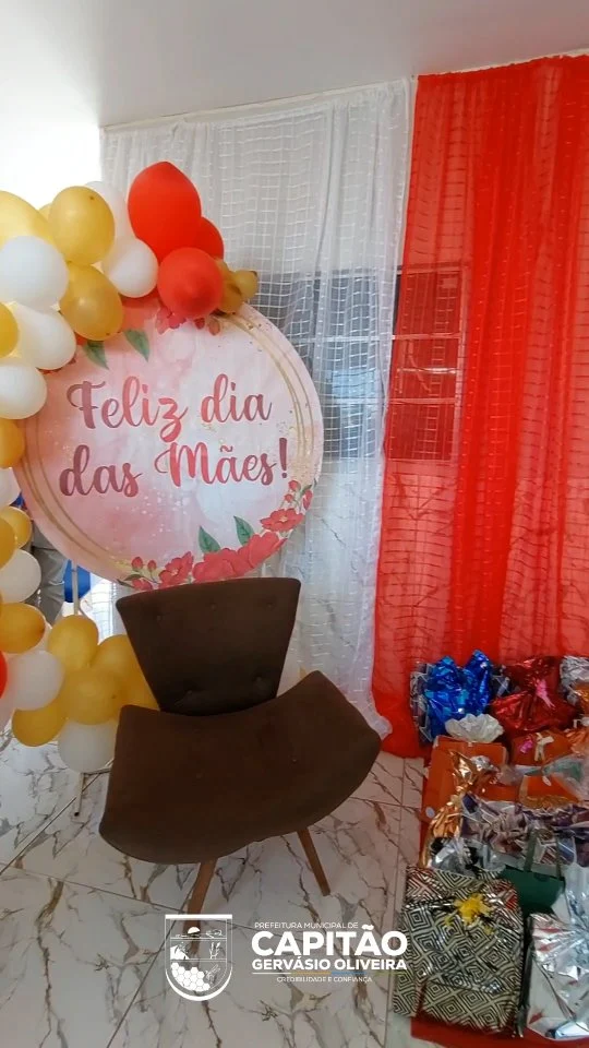 Na última sexta-feira foi realizado um evento do dia das mães na comunidade da Cacimba da Areia com as mães das unidades escolares Deusdeth Albuquerque, Creche Tia Rosa e U. E. Manoel Lopes da Silva da comunidade Largos.

A programação teve início com a missa em intenção às mães, em seguida, foi ofertado um almoço na U.E Deusdeth Albuquerque. Os alunos preparam uma homenagem especial para as mamães em forma de vídeo. 
Também teve sorteio de vários brindes, entrega de lembrancinhas e concurso de forró entre as mamães.